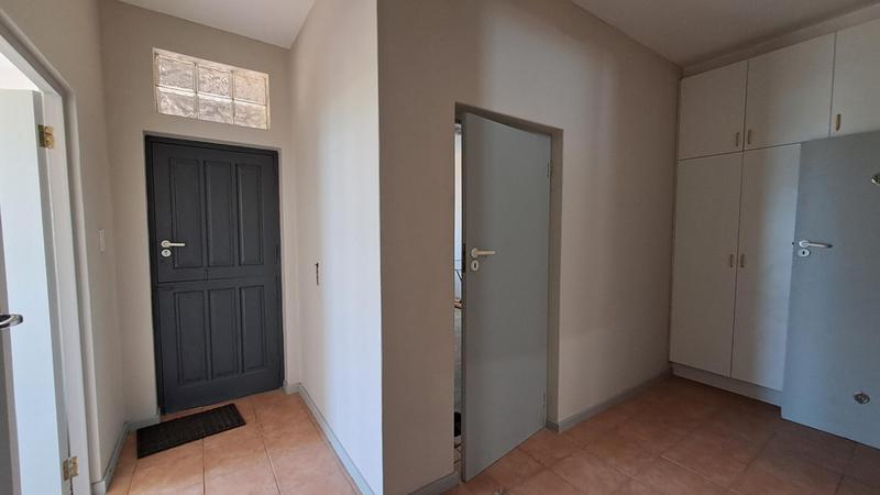 4 Bedroom Property for Sale in Jongensfontein Western Cape